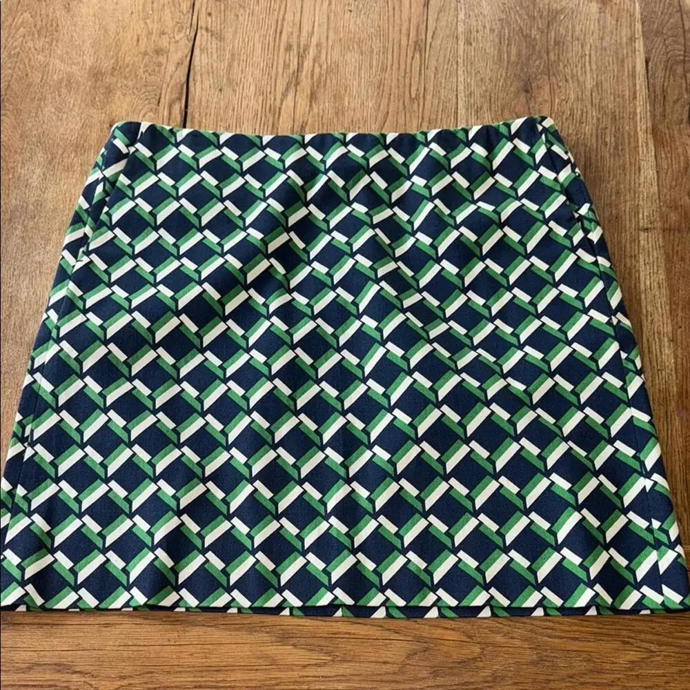 LORD AND TAYLOR SKIRT